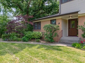 1415 Sunnyslope Ln in Manhattan, KS - Building Photo - Building Photo