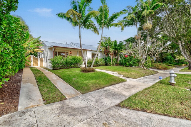 845 Sunset Rd in West Palm Beach, FL - Building Photo - Building Photo