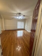 811 Washtenaw Ave in Ypsilanti, MI - Building Photo - Building Photo