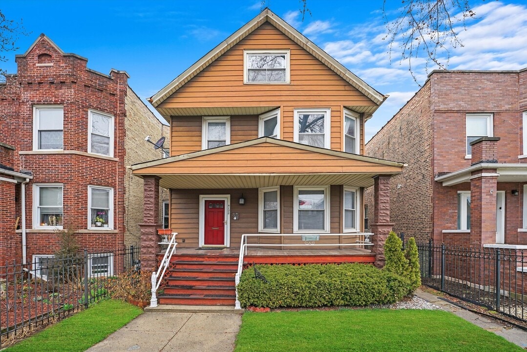 4128 W School St in Chicago, IL - Foto de edificio