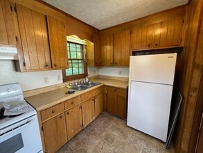 108 Bolling St in Radford, VA - Building Photo - Building Photo