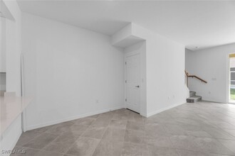 2852 Citrus St in Naples, FL - Building Photo - Building Photo