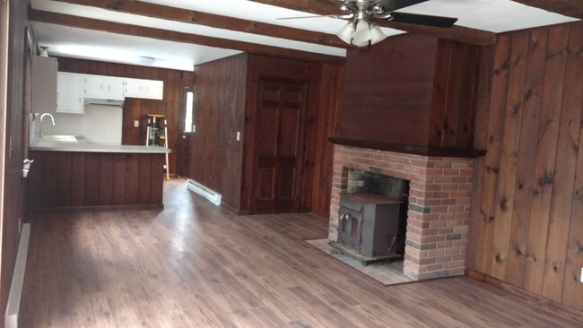 property at 631 Litchfield Tpke
