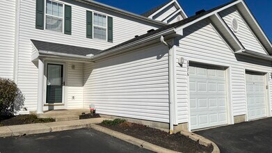 6076 Georges Park Dr, Unit 6076 in Canal Winchester, OH - Building Photo - Building Photo