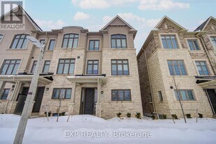 4255 Major Mackenzie Dr E in Markham, ON - Building Photo