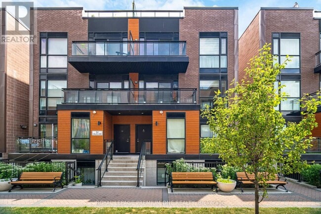 property at 52-352 Coles Ave