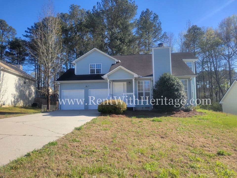 37 Cashel Ct in Villa Rica, GA - Building Photo