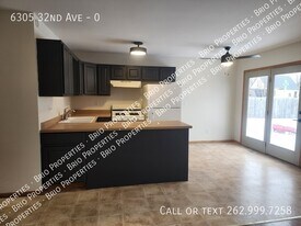 6305 32nd Ave in Kenosha, WI - Building Photo