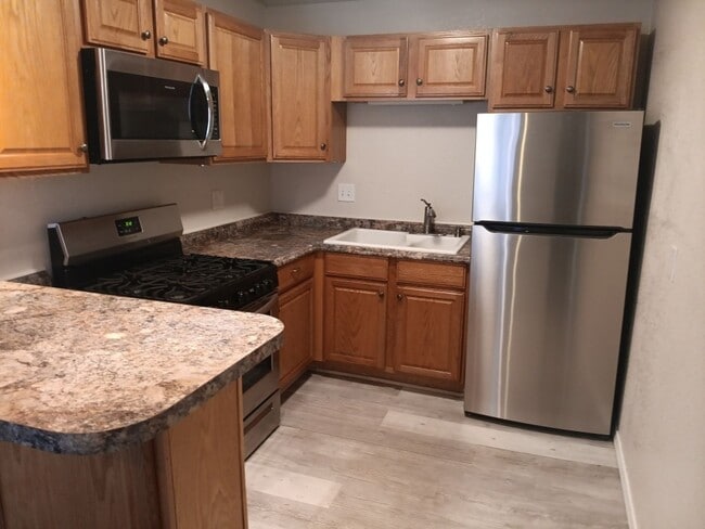 property at 2800 Vail Ave SE