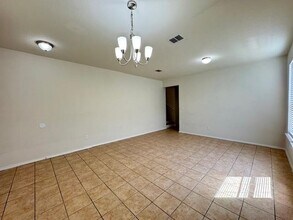 3310 Coahuila Way in San Antonio, TX - Building Photo - Building Photo