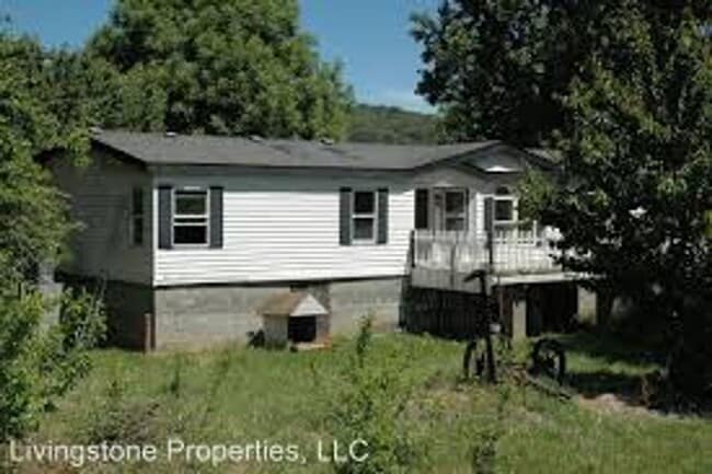 140 Pepsi Rd in Winston, OR - Building Photo - Building Photo