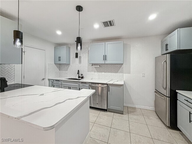property at 429 Morgan Cir S