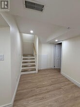 1 Burnsborough St in Ajax, ON - Building Photo - Building Photo