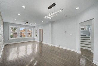 1511 N Linder Ave in Chicago, IL - Building Photo - Building Photo