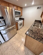 1301 Massachusetts Ave, Unit 205 in Riverside, CA - Building Photo - Building Photo