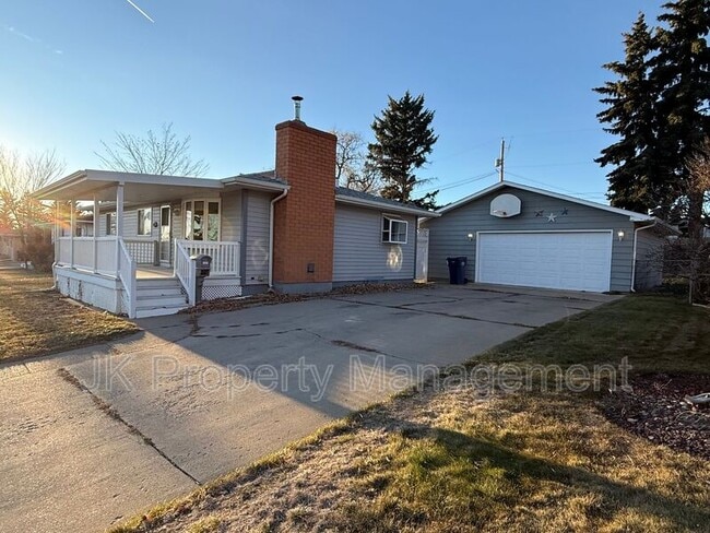 121 Riverview 4 E in Great Falls, MT - Building Photo - Building Photo