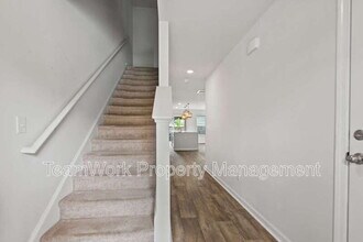 111 Cozy Nest Wy in Summerville, SC - Building Photo - Building Photo