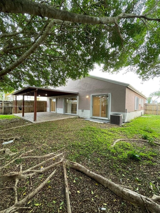 11783 SW 272nd Terrace in Homestead, FL - Building Photo - Building Photo