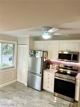 3011 Sandpiper Bay Cir in Naples, FL - Building Photo - Building Photo