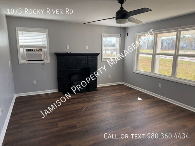 1073 Rocky River Rd in Lancaster, SC - Building Photo - Building Photo