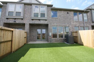 6527 Scarlet Pond Ln in Fulshear, TX - Foto de edificio - Building Photo