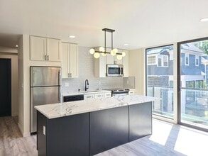 Canyon View Apartments in Spokane, WA - Foto de edificio - Building Photo