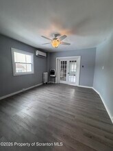 1021 Wheeler Ave in Scranton, PA - Building Photo - Building Photo