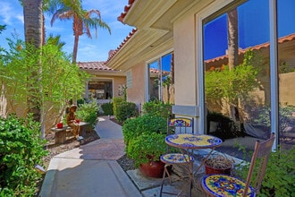 901 Deer Haven Cir in Palm Desert, CA - Building Photo - Building Photo