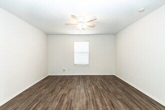 4401 36th St in Lubbock, TX - Building Photo - Building Photo