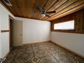 704 N 10th St in Lamesa, TX - Building Photo - Building Photo