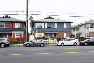 13509 Moorpark St in Sherman Oaks, CA - Building Photo - Building Photo