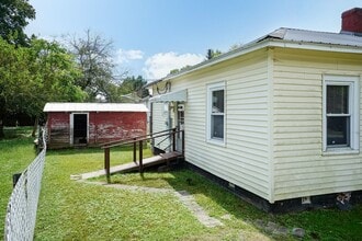 804 Delaware Ave in Burlington, NC - Building Photo - Building Photo