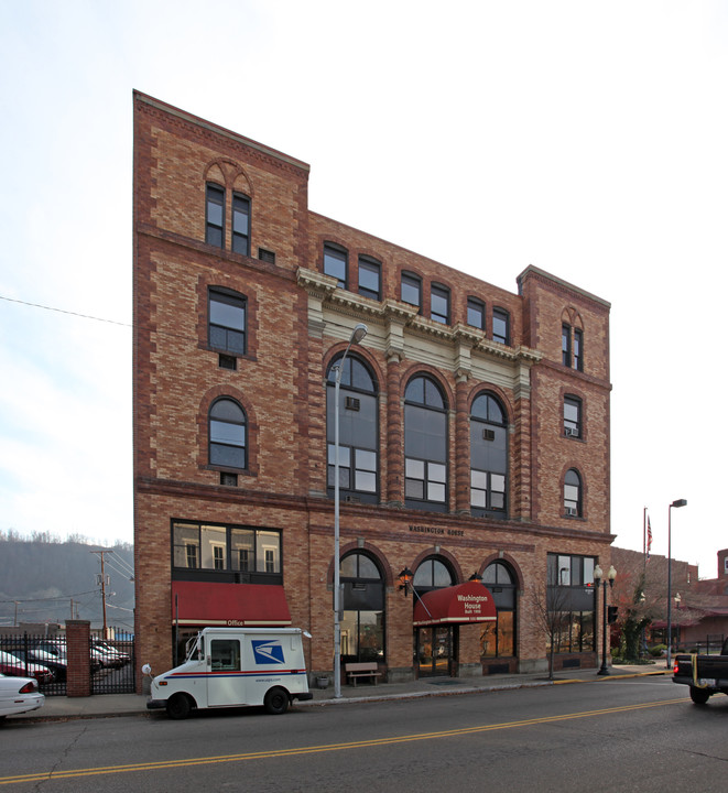 Washington House in Portsmouth, OH - Building Photo