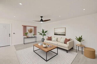 394 Normandy Ln in Delray Beach, FL - Building Photo - Building Photo