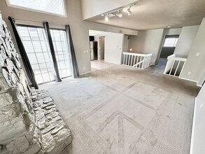 12642 E Warren Dr in Aurora, CO - Building Photo - Building Photo