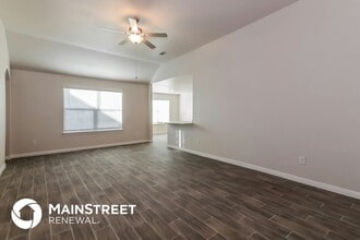 108 Magnolia Dr in Sanger, TX - Building Photo - Building Photo