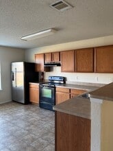 272 Ariel Ln in Wilmer, TX - Building Photo - Building Photo