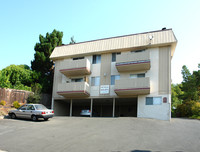 Benicia Heights Apartments in Benicia, CA - Foto de edificio - Building Photo