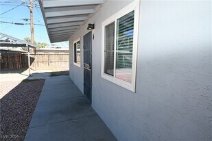 2508 N McCarran St in North Las Vegas, NV - Building Photo