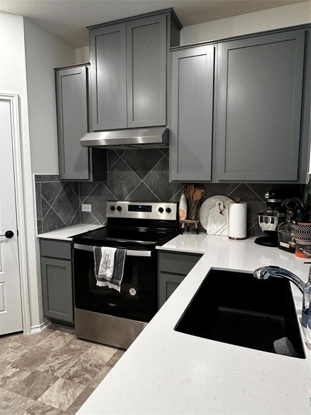 7311 Gray Catbird Dr in Austin, TX - Foto de edificio - Building Photo