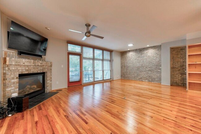 1318 Fernwood Cir NE in Atlanta, GA - Building Photo - Building Photo