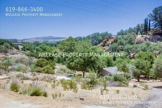 12941 Ha Hana Rd in Lakeside, CA - Building Photo - Building Photo