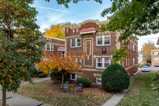 3528 Pleasant Ave S in Minneapolis, MN - Foto de edificio - Building Photo