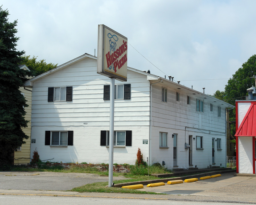 4012 Maccorkle Ave in Charleston, WV - Building Photo