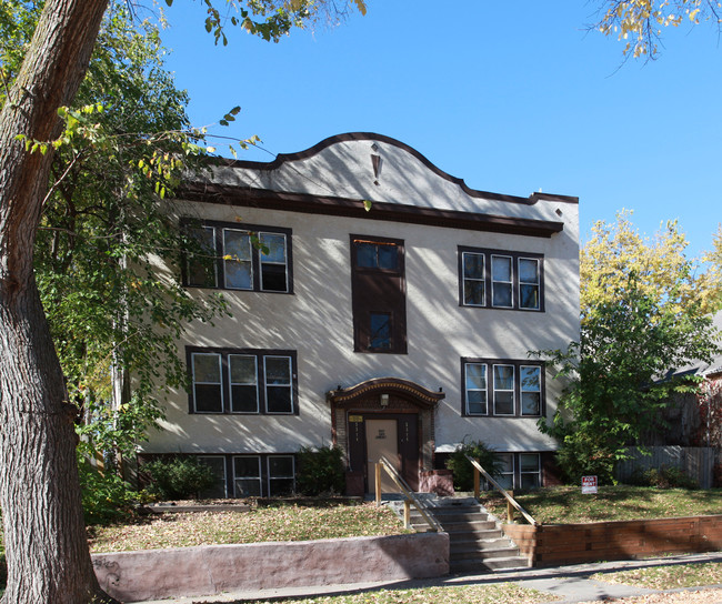 3514 S 14th Ave in Minneapolis, MN - Foto de edificio - Building Photo