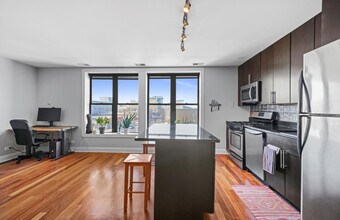 1600 N Halsted St, Unit 3F in Chicago, IL - Building Photo - Building Photo