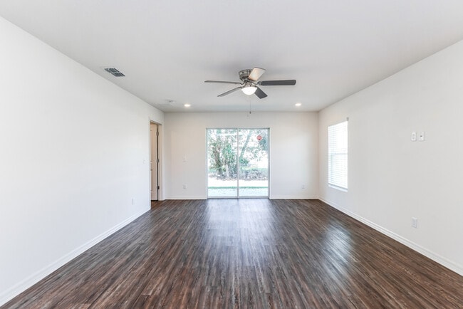 449 Hunt Blvd in Auburndale, FL - Building Photo - Building Photo