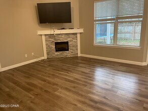 102 Michelle Ct in Panama City Beach, FL - Building Photo - Building Photo