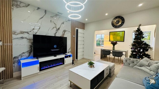 property at 1668 SW 20th St