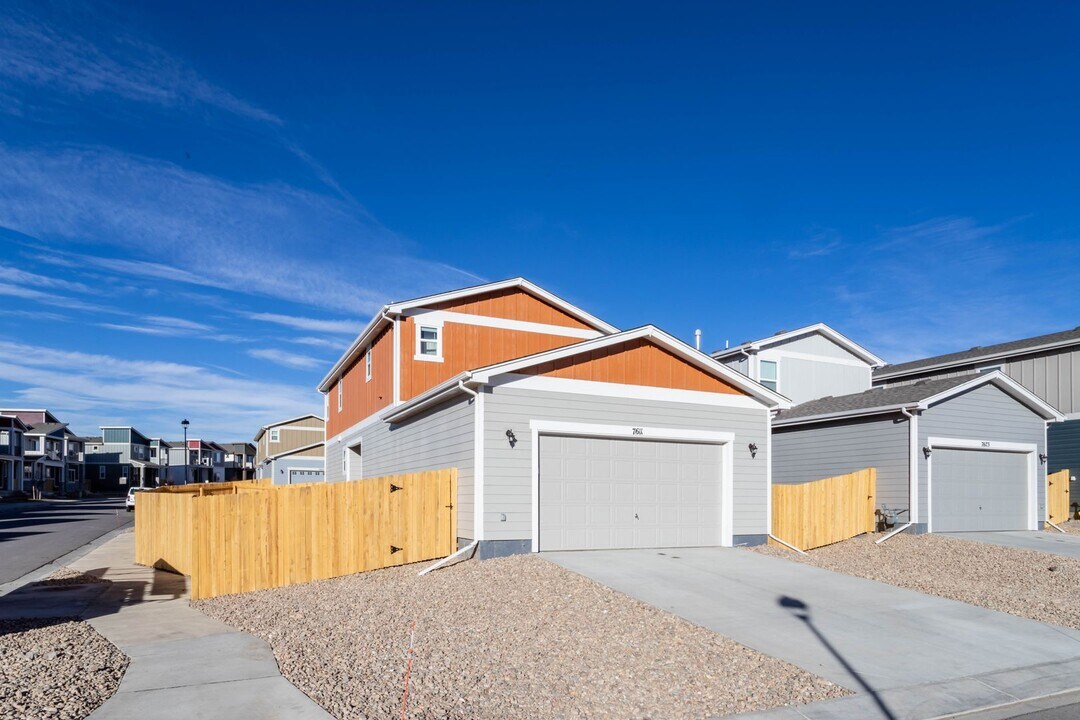 7611 Ochre Vw in Colorado Springs, CO - Building Photo